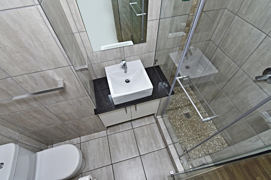 To Let 3 Bedroom Property for Rent in Morningside Manor Gauteng