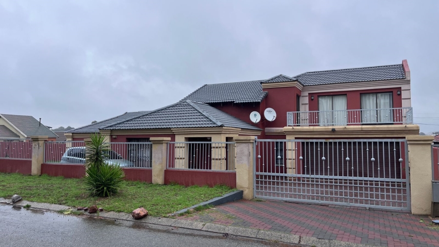 5 Bedroom Property for Sale in Ormonde Gauteng