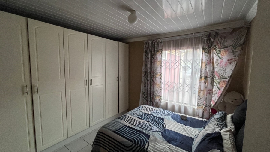 5 Bedroom Property for Sale in Ormonde Gauteng