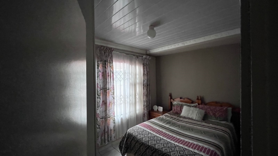 5 Bedroom Property for Sale in Ormonde Gauteng