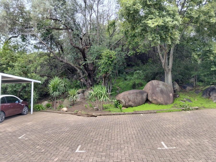 2 Bedroom Property for Sale in Sonneglans Gauteng