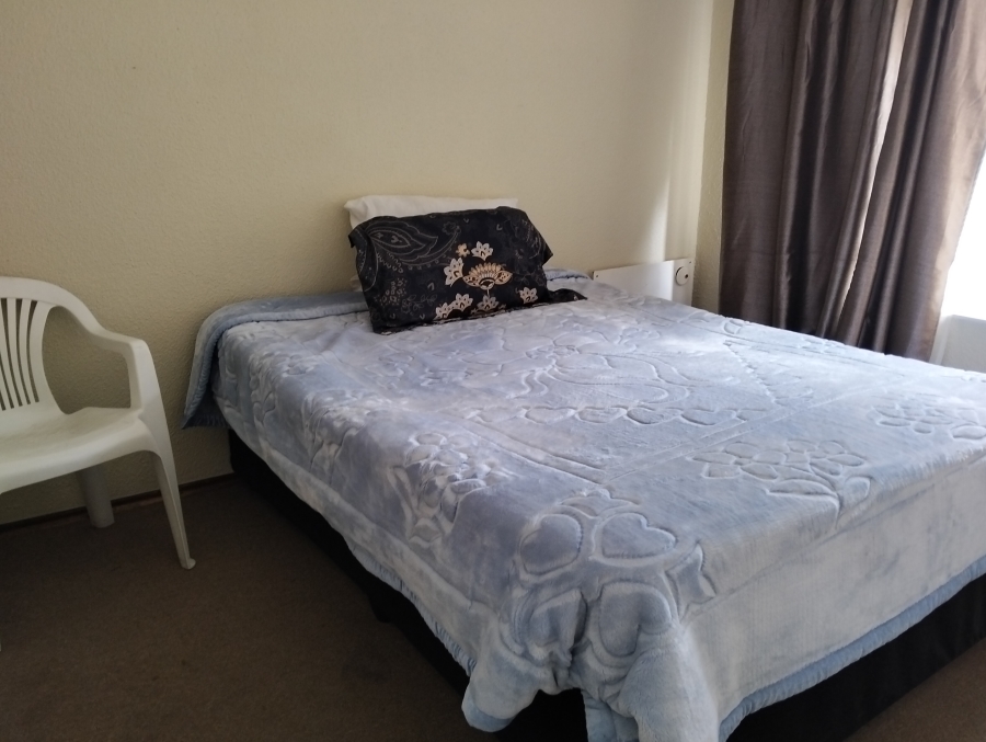 2 Bedroom Property for Sale in Sonneglans Gauteng