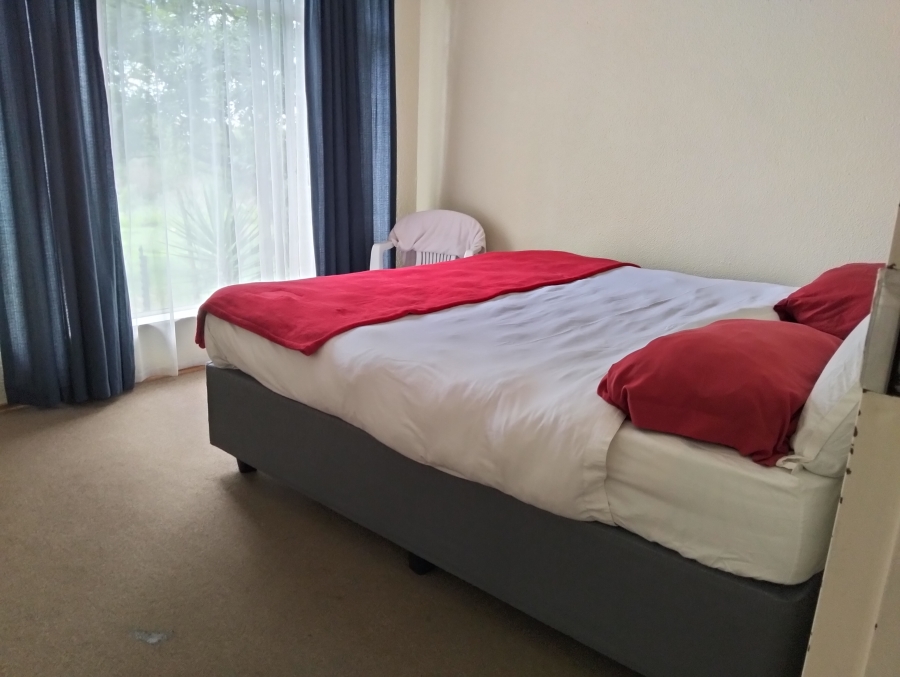 2 Bedroom Property for Sale in Sonneglans Gauteng
