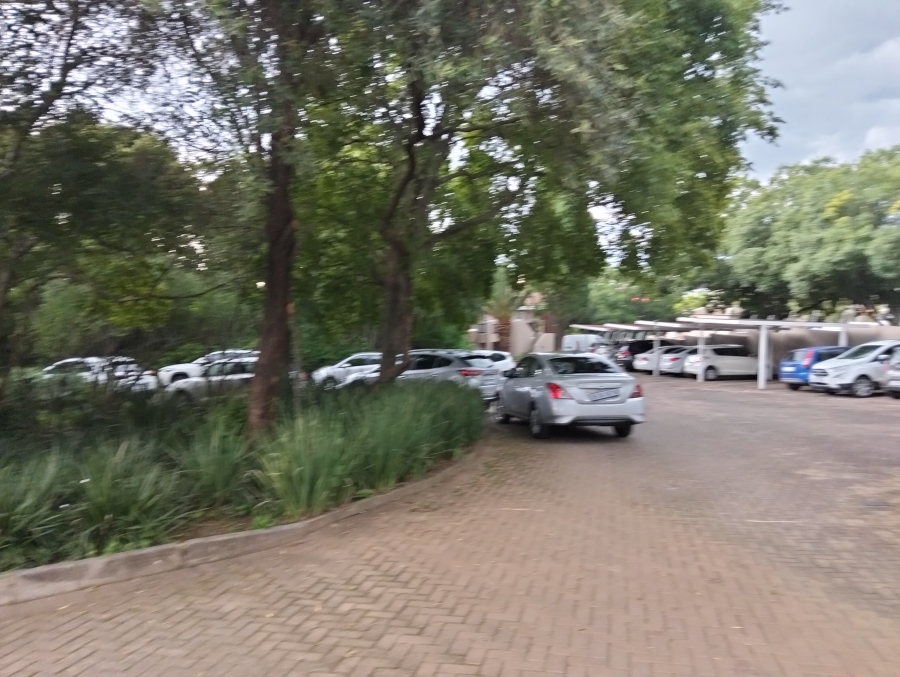 2 Bedroom Property for Sale in Sonneglans Gauteng
