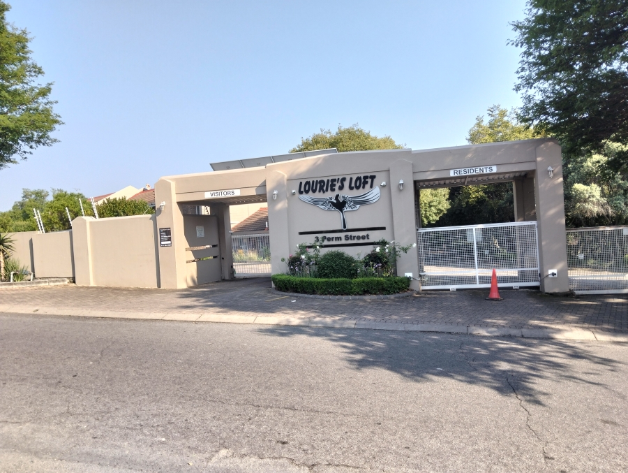 2 Bedroom Property for Sale in Sonneglans Gauteng