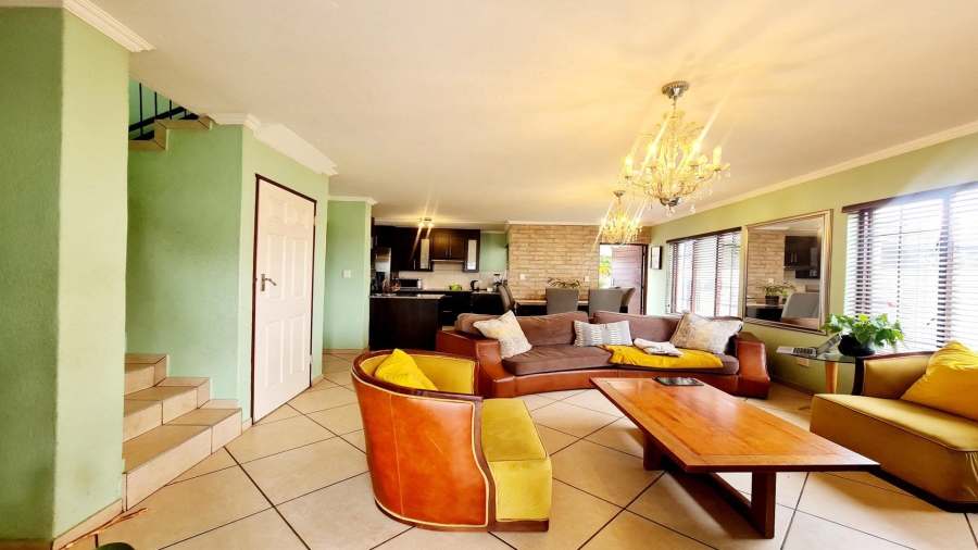 3 Bedroom Property for Sale in Raslouw Gauteng