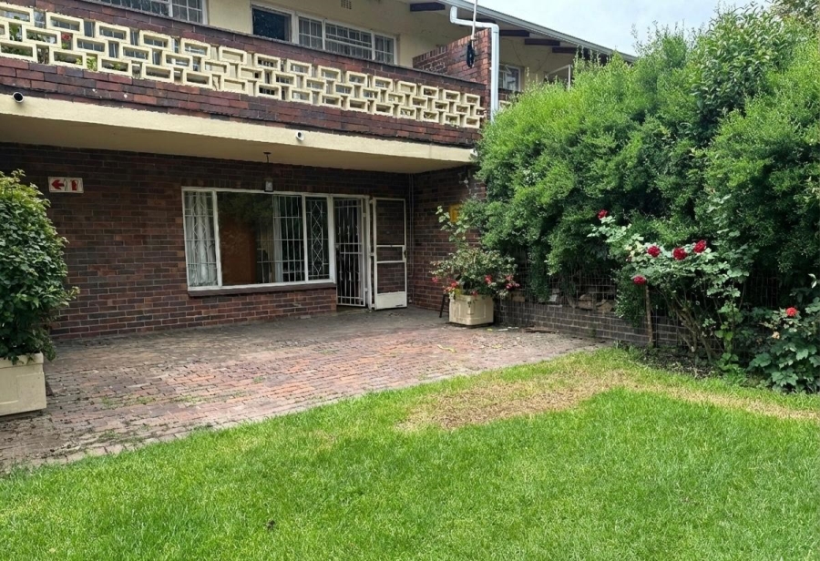 To Let 1 Bedroom Property for Rent in Fairmount Gauteng