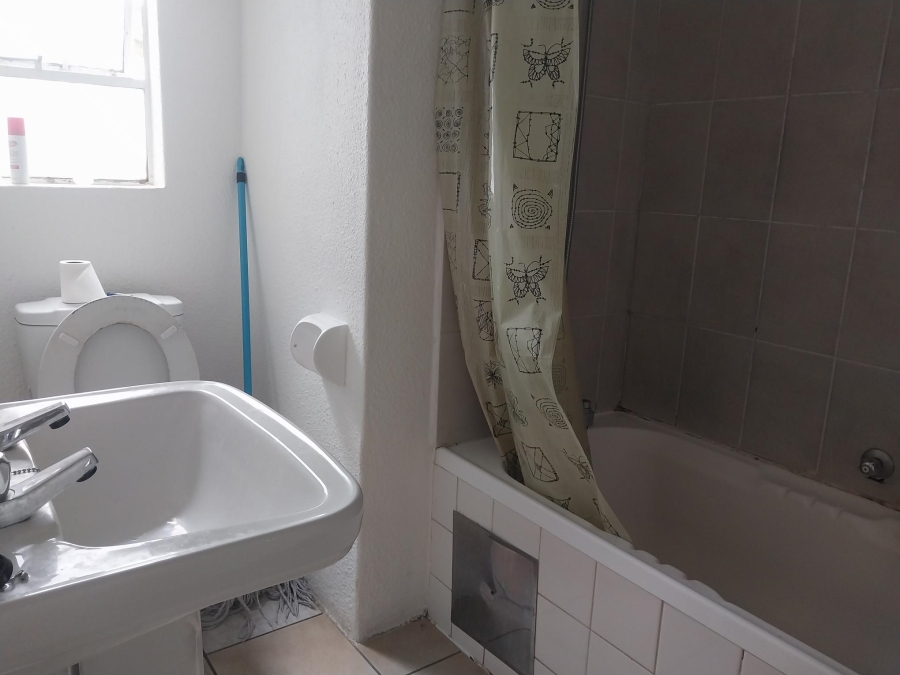 To Let 3 Bedroom Property for Rent in Westdene Gauteng