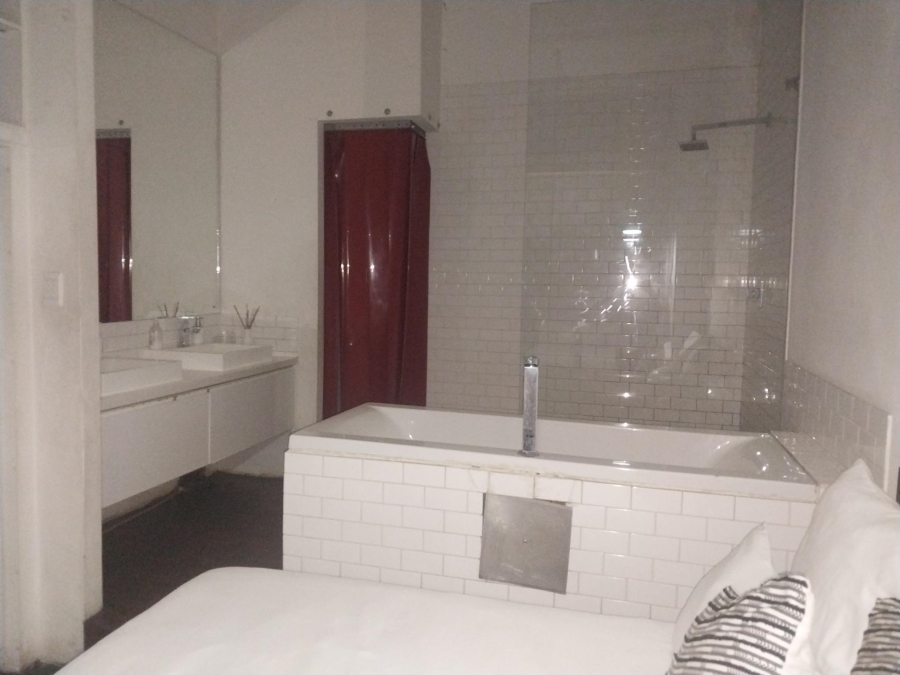 To Let 2 Bedroom Property for Rent in Maboneng Gauteng