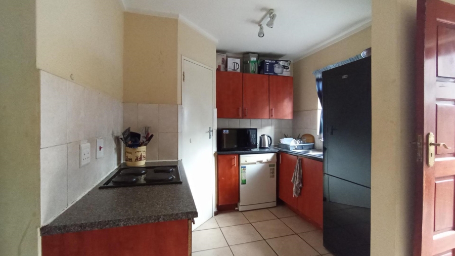 2 Bedroom Property for Sale in The Reeds Gauteng