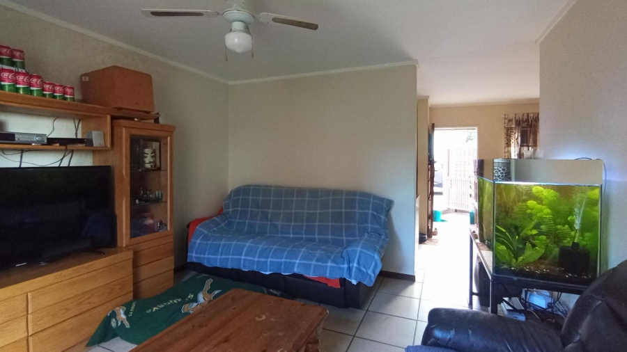 2 Bedroom Property for Sale in The Reeds Gauteng