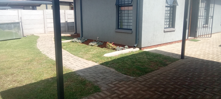 3 Bedroom Property for Sale in Protea Glen Gauteng