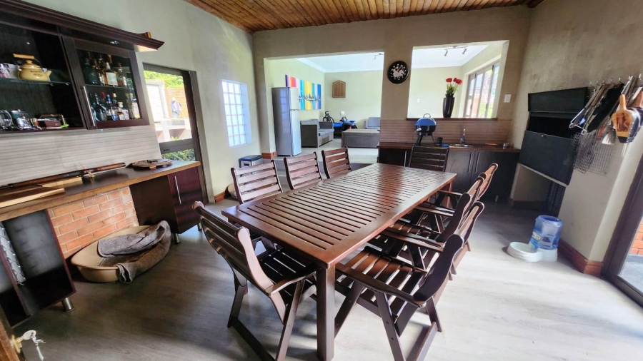 5 Bedroom Property for Sale in Eldoraigne Gauteng