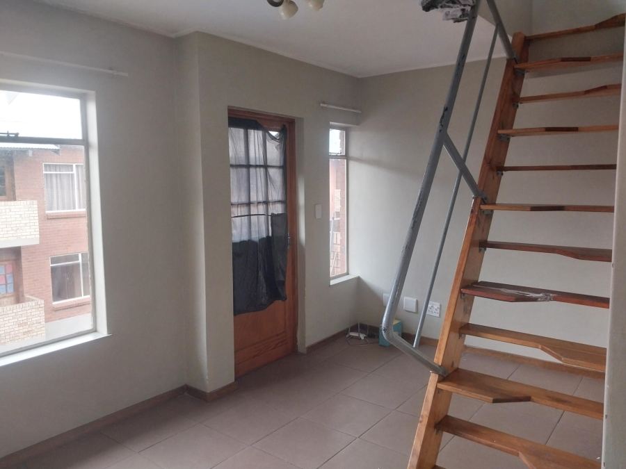 2 Bedroom Property for Sale in Auckland Park Gauteng