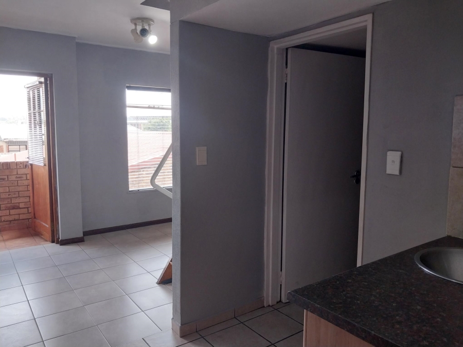 2 Bedroom Property for Sale in Auckland Park Gauteng