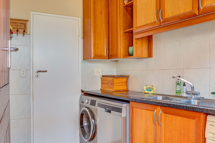 4 Bedroom Property for Sale in Kyalami Estates Gauteng