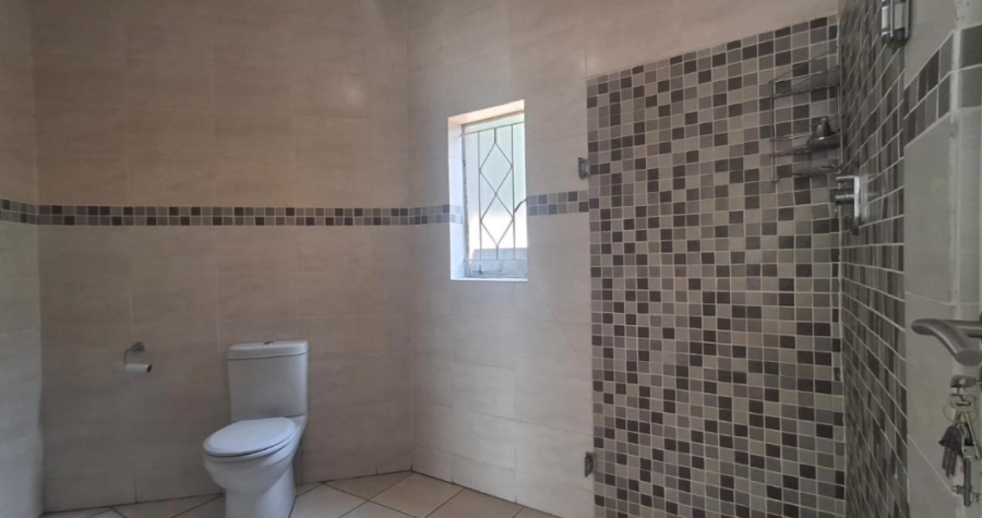 4 Bedroom Property for Sale in Kloofendal Gauteng