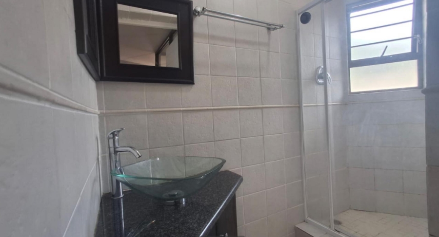 4 Bedroom Property for Sale in Kloofendal Gauteng