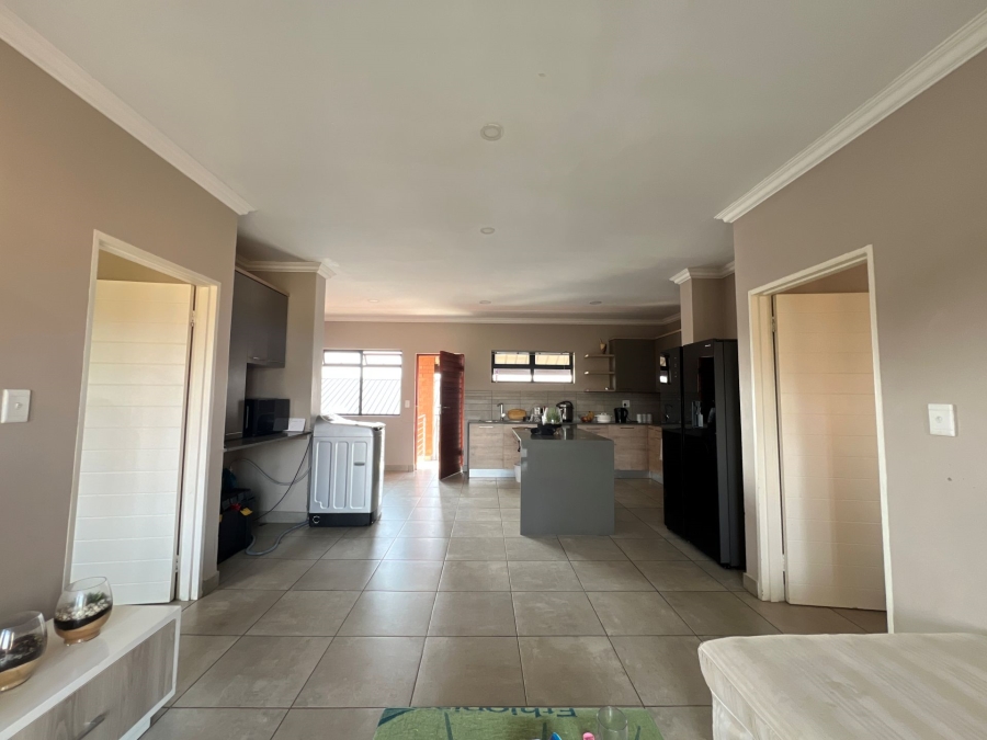 2 Bedroom Property for Sale in Six Fountains Residential Estate Gauteng