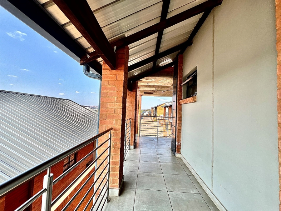 2 Bedroom Property for Sale in Six Fountains Residential Estate Gauteng