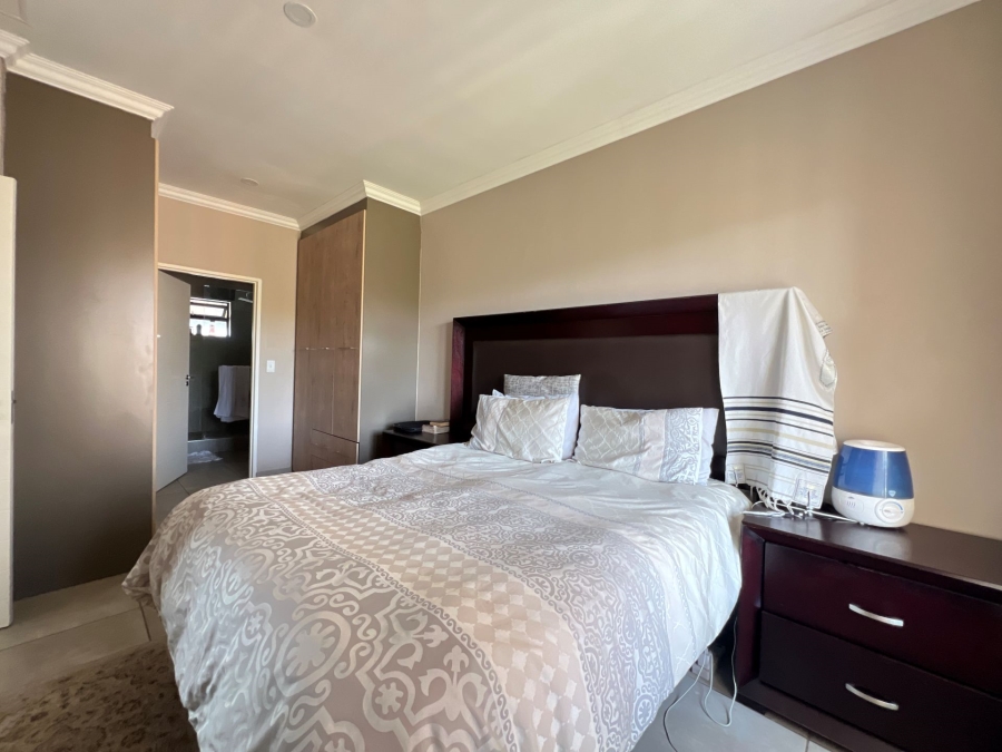 2 Bedroom Property for Sale in Six Fountains Residential Estate Gauteng