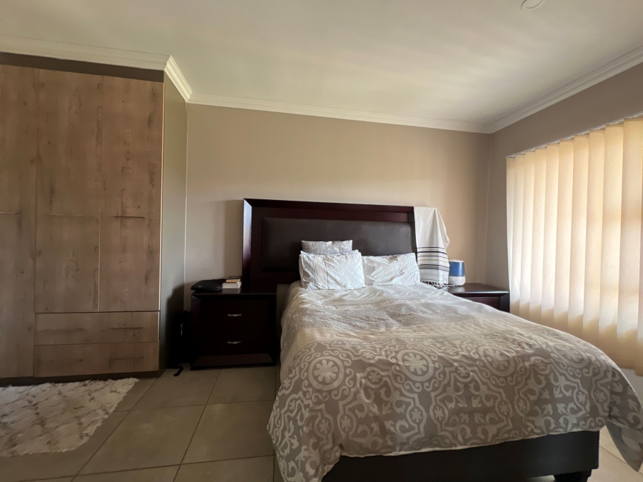 2 Bedroom Property for Sale in Six Fountains Residential Estate Gauteng