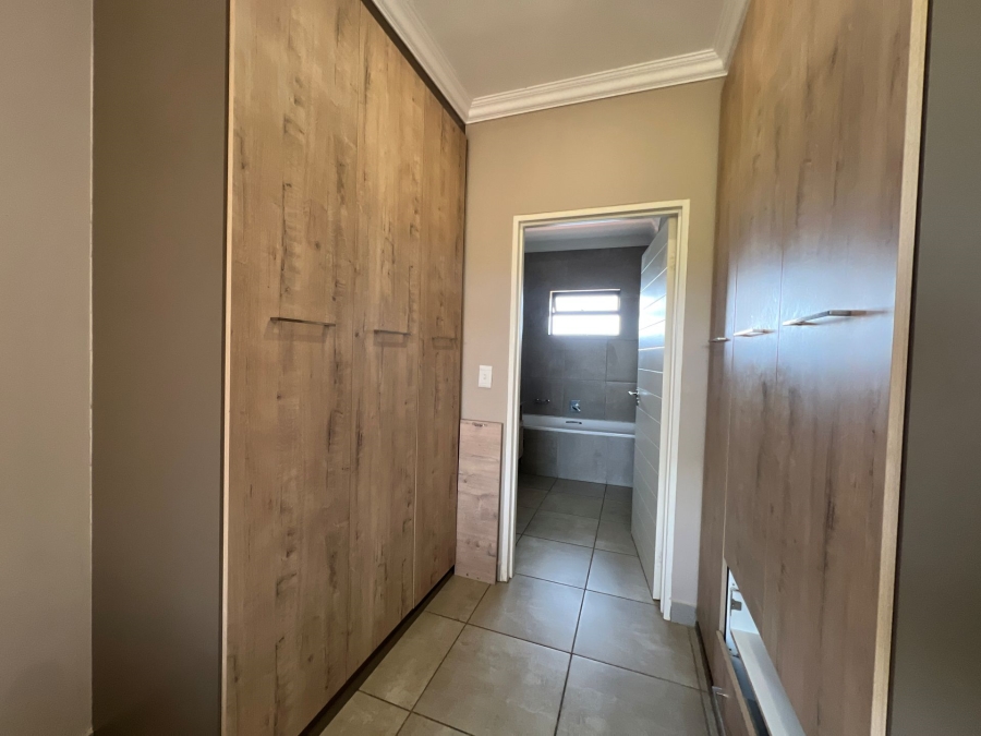 2 Bedroom Property for Sale in Six Fountains Residential Estate Gauteng