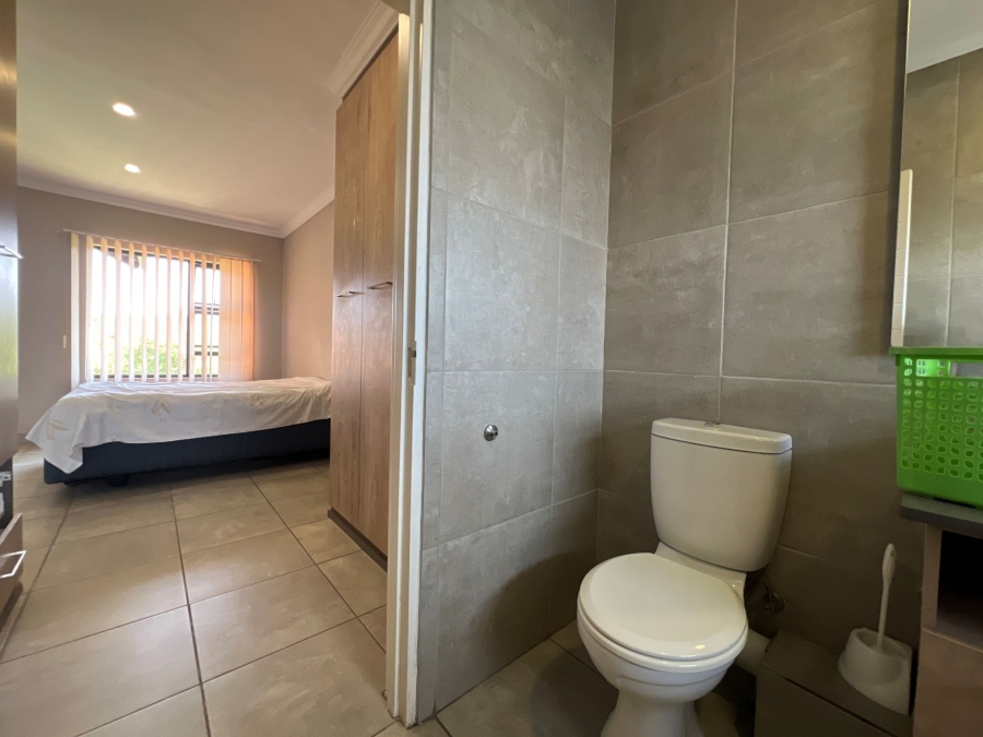 2 Bedroom Property for Sale in Six Fountains Residential Estate Gauteng