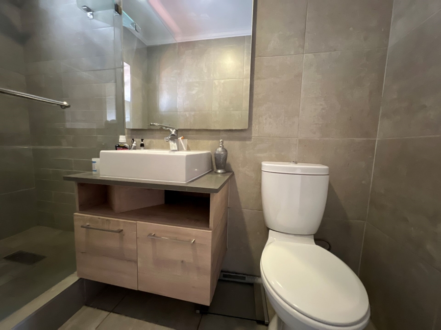 2 Bedroom Property for Sale in Six Fountains Residential Estate Gauteng