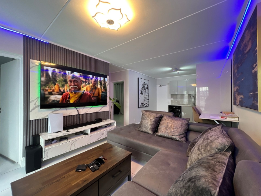 2 Bedroom Property for Sale in Mooikloof Gauteng