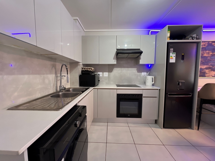 2 Bedroom Property for Sale in Mooikloof Gauteng