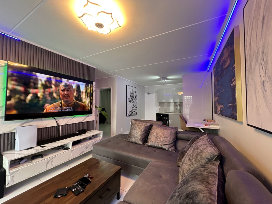 2 Bedroom Property for Sale in Mooikloof Gauteng