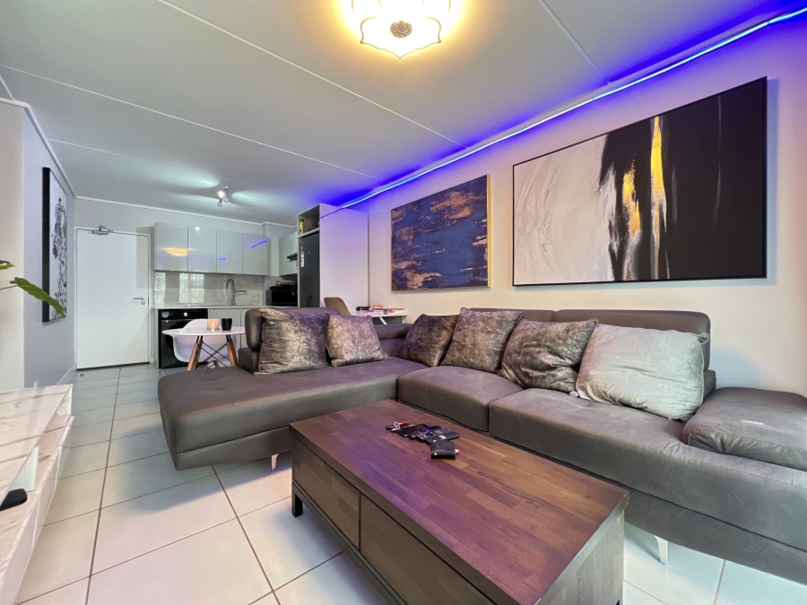 2 Bedroom Property for Sale in Mooikloof Gauteng