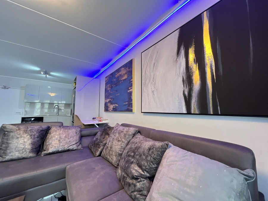 2 Bedroom Property for Sale in Mooikloof Gauteng