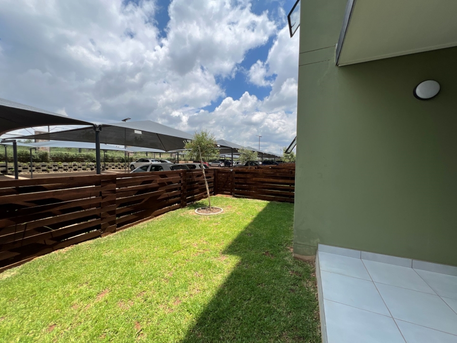 2 Bedroom Property for Sale in Mooikloof Gauteng