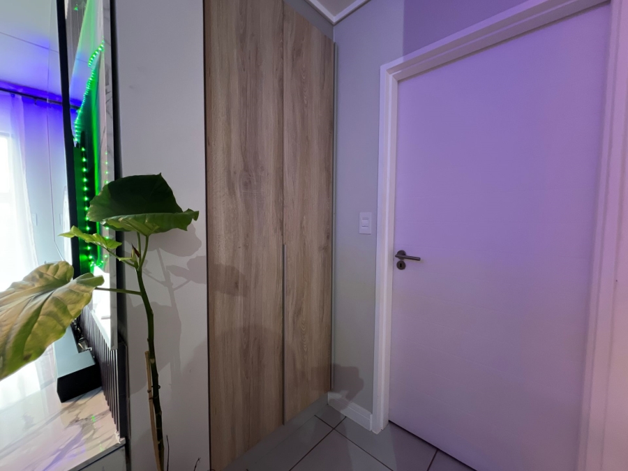 2 Bedroom Property for Sale in Mooikloof Gauteng