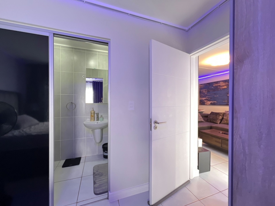 2 Bedroom Property for Sale in Mooikloof Gauteng