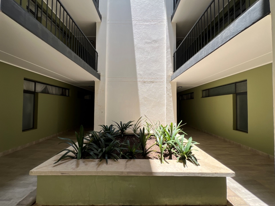 2 Bedroom Property for Sale in Mooikloof Gauteng