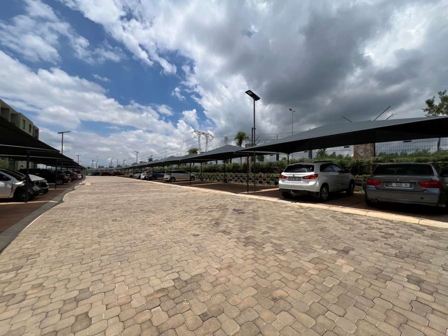 2 Bedroom Property for Sale in Mooikloof Gauteng