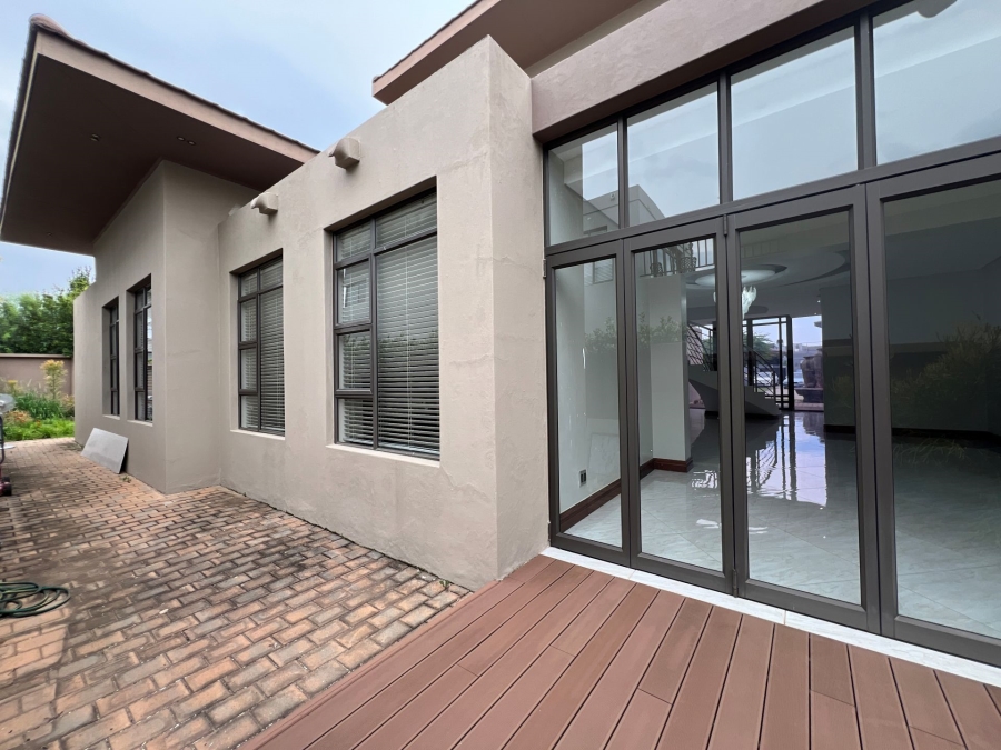 5 Bedroom Property for Sale in Lombardy Estate Gauteng