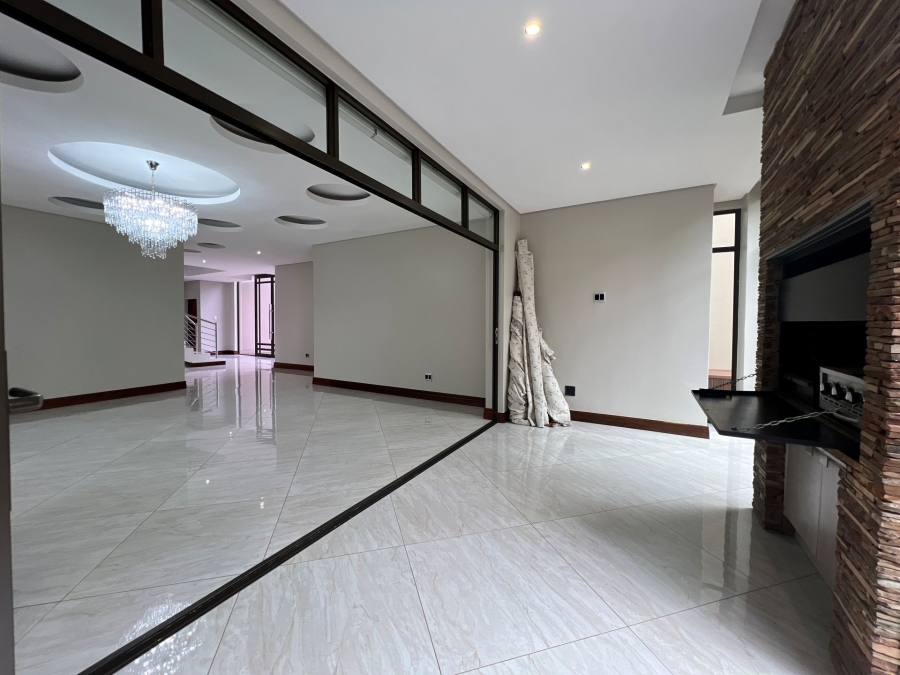 5 Bedroom Property for Sale in Lombardy Estate Gauteng