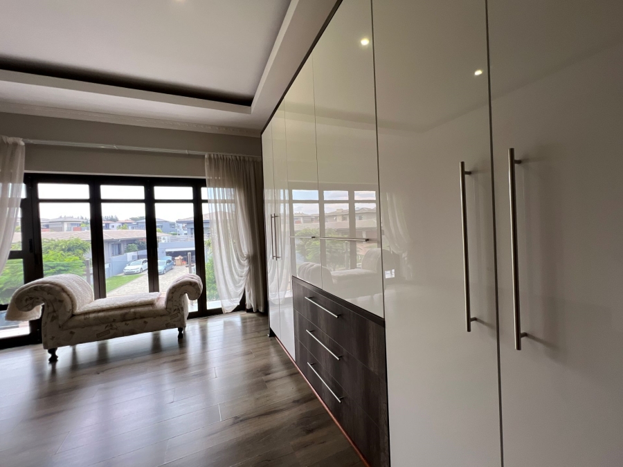 5 Bedroom Property for Sale in Lombardy Estate Gauteng