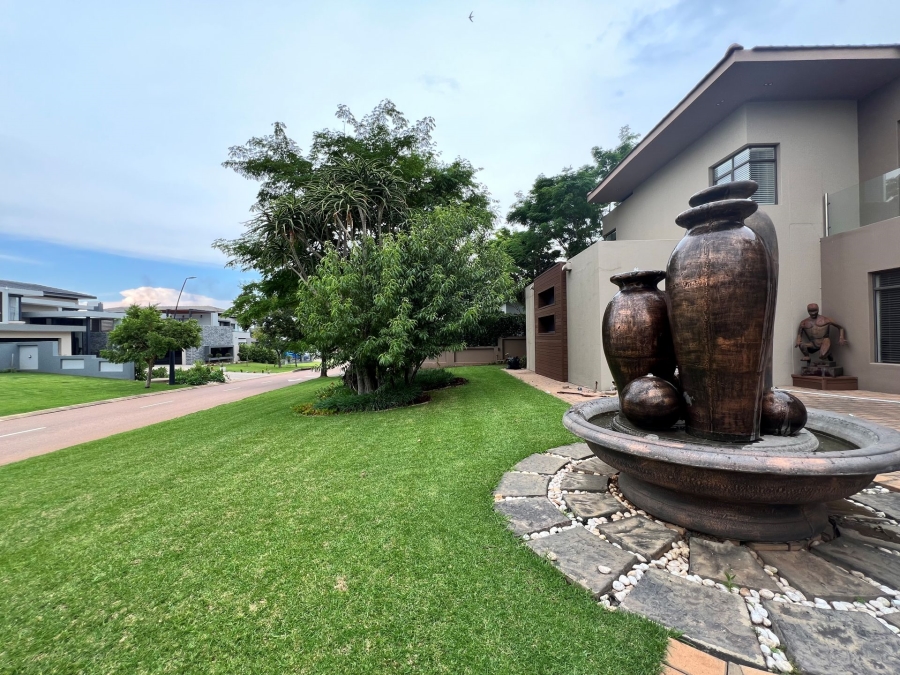 5 Bedroom Property for Sale in Lombardy Estate Gauteng