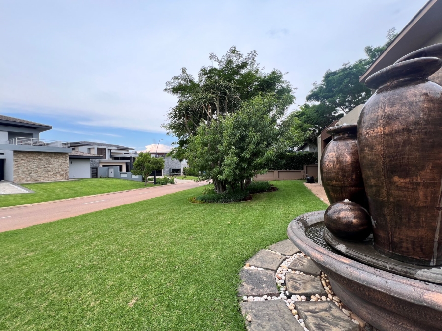 5 Bedroom Property for Sale in Lombardy Estate Gauteng