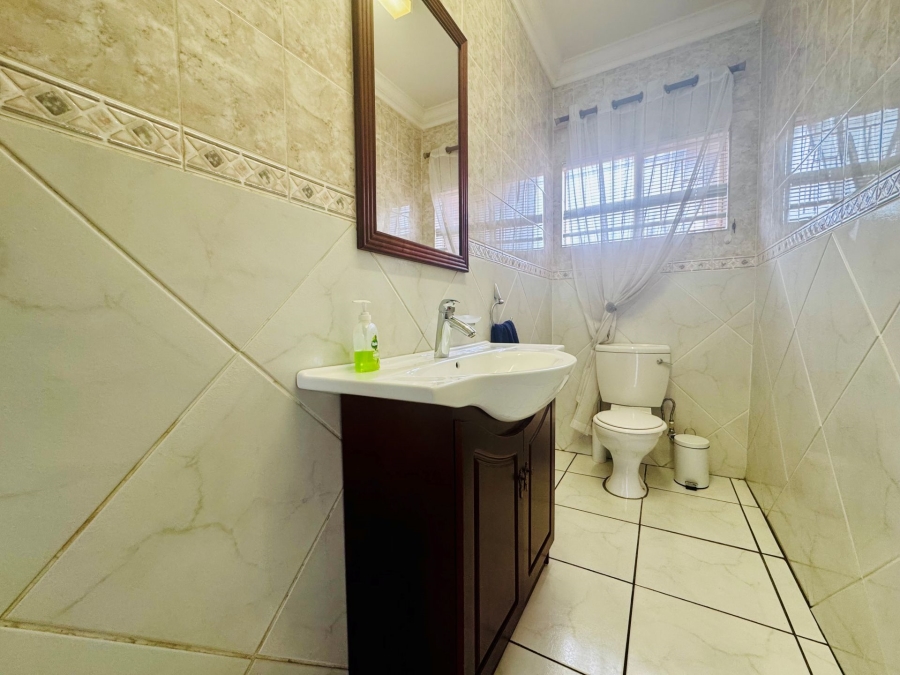 5 Bedroom Property for Sale in Wonderboom Gauteng