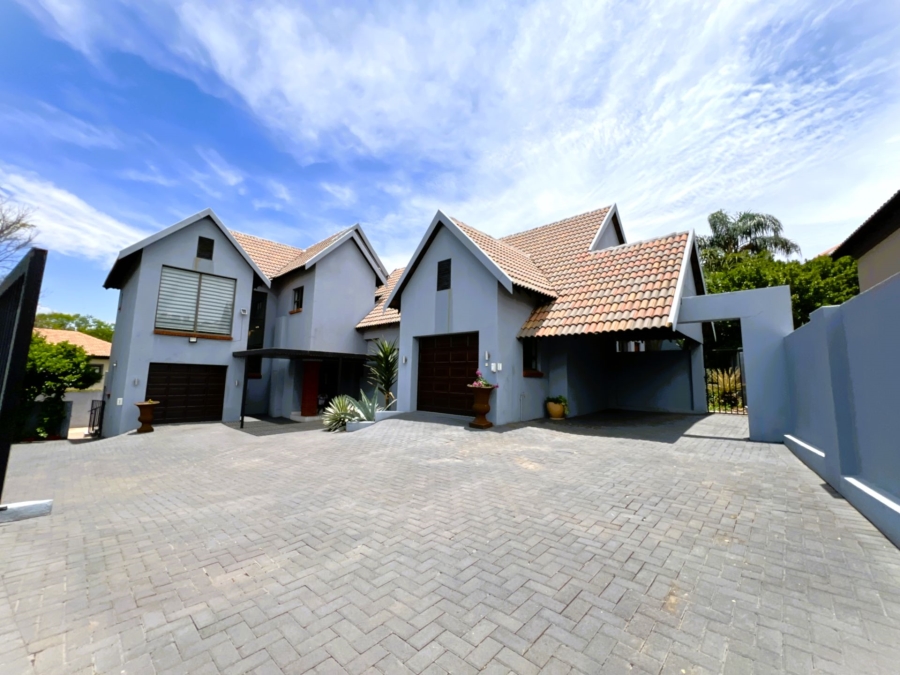 4 Bedroom Property for Sale in Olympus AH Gauteng