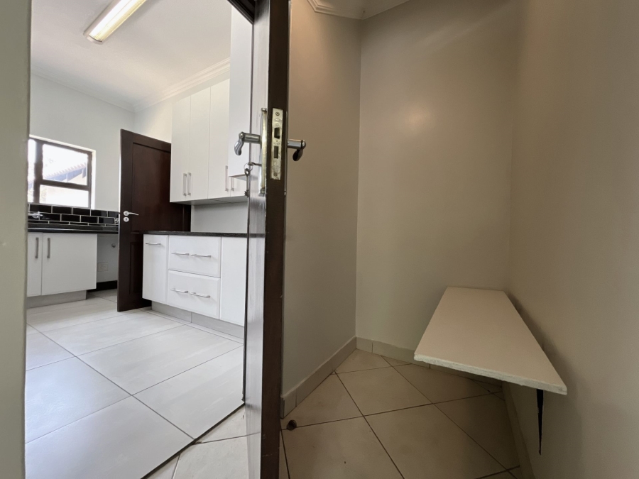 4 Bedroom Property for Sale in Olympus AH Gauteng