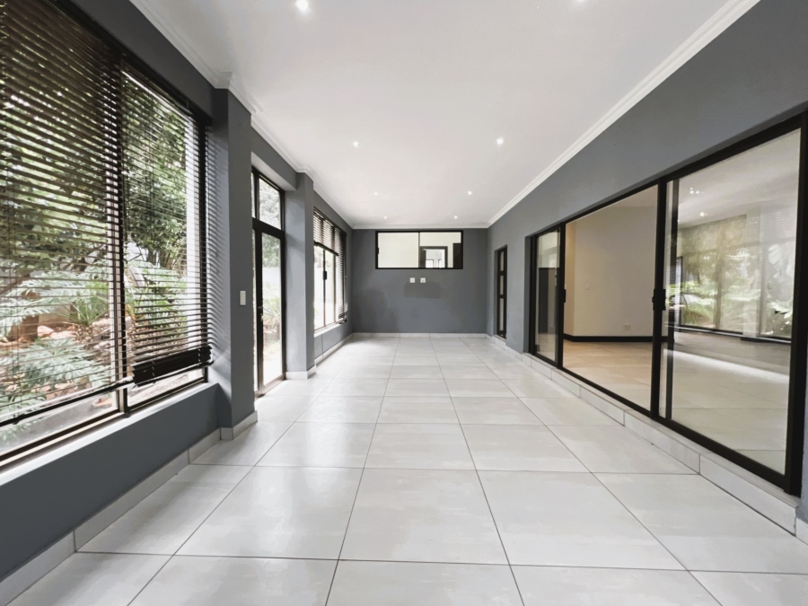 4 Bedroom Property for Sale in Olympus AH Gauteng