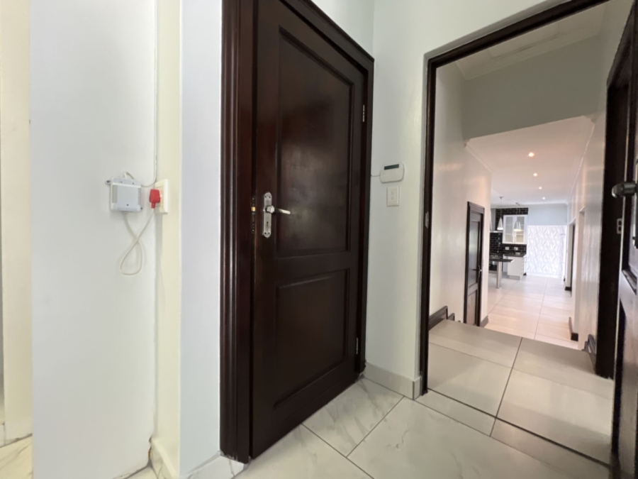 4 Bedroom Property for Sale in Olympus AH Gauteng