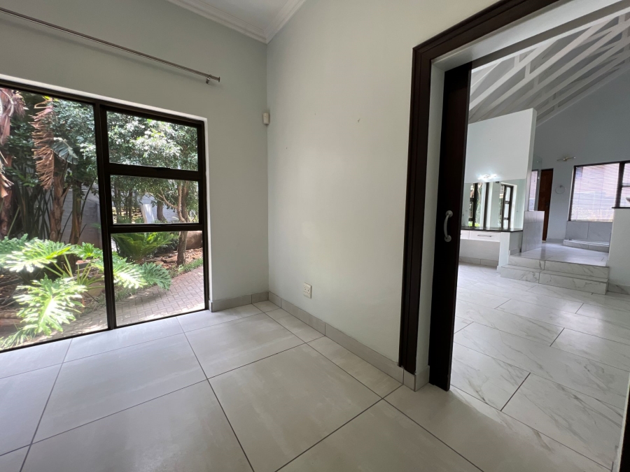 4 Bedroom Property for Sale in Olympus AH Gauteng